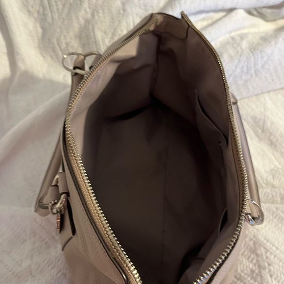 Coach purse - Picture 2 of 8